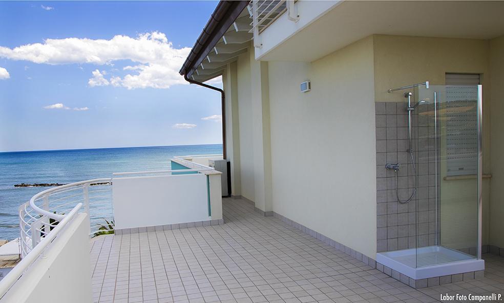 מרטינסיקורו Residence Acquasuite מראה חיצוני תמונה